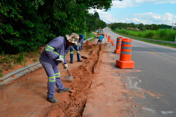 troca-de-tubulacao_Geraldo-Dias_Rogerio_30032017-23